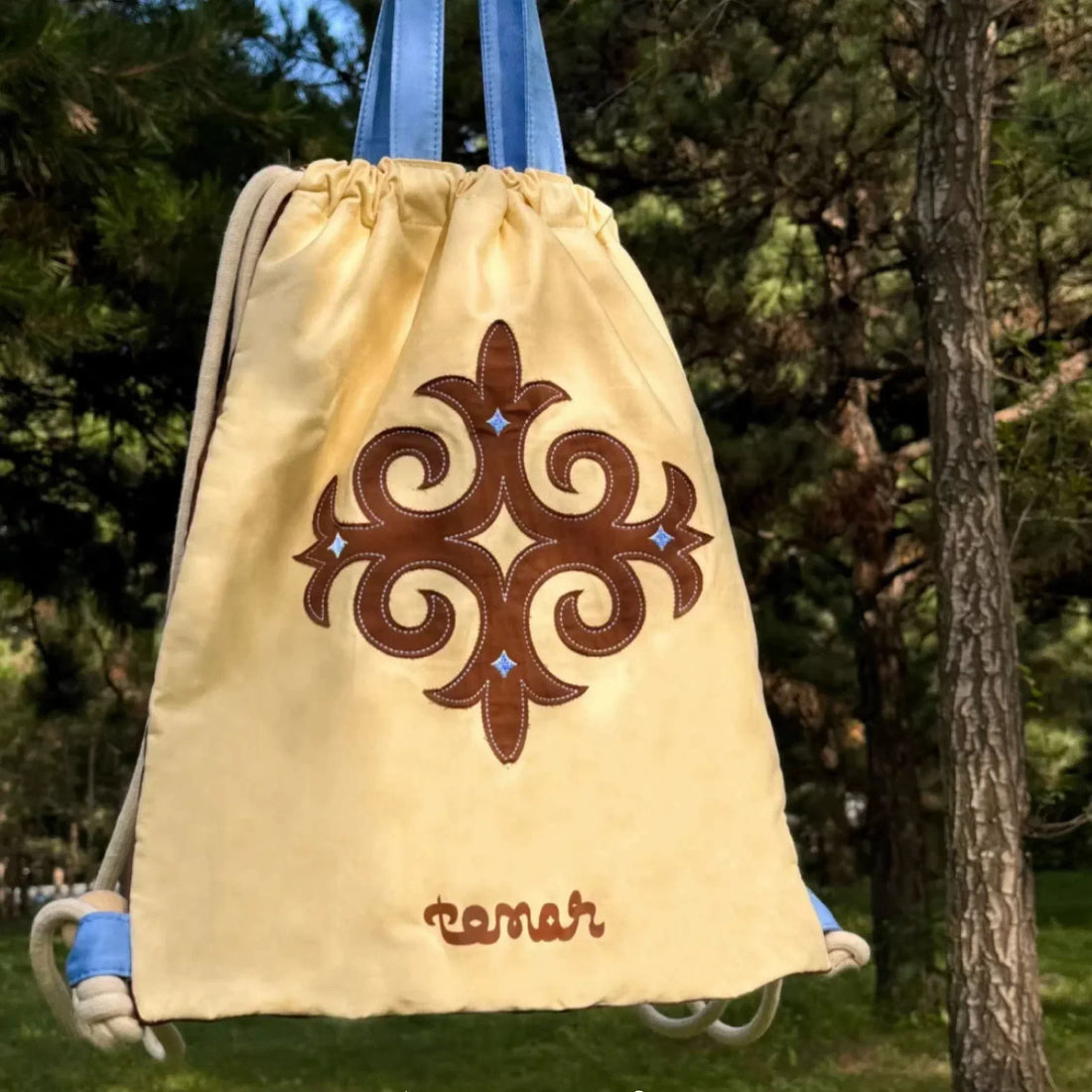 Everyday Carry With Nomadic Spirit: Bags, Phone Accessories, and Small Lifestyle Pieces