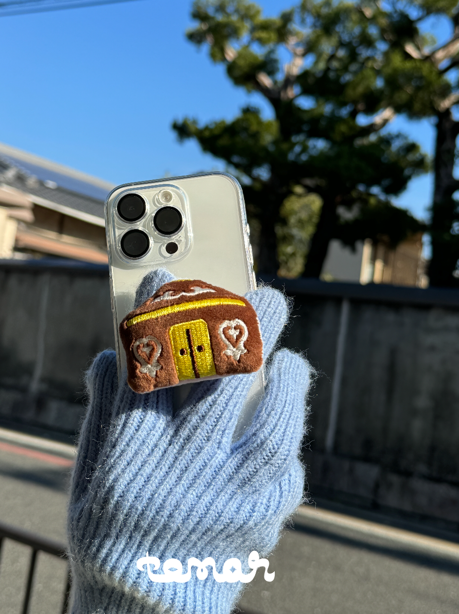 Nomad Yurt Phone Grip