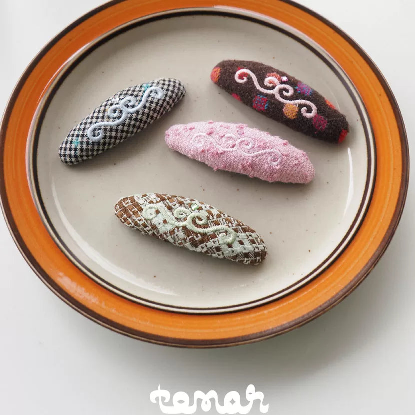 Totem Hair Clip
